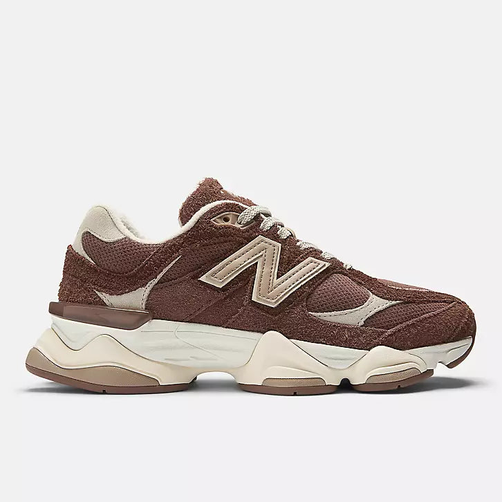 New Balance 9060 (Rich-Oak)
